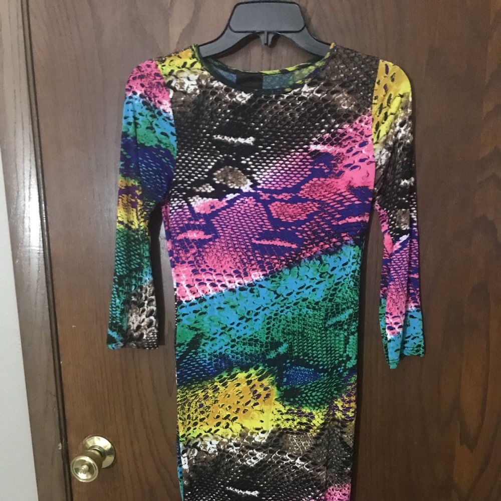 Size Medium Midi Dress